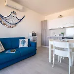 Sardinia Re - Smeralda 10 *