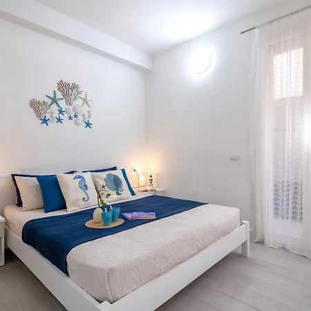 Sardinia Re - Smeralda 10 * Castelsardo