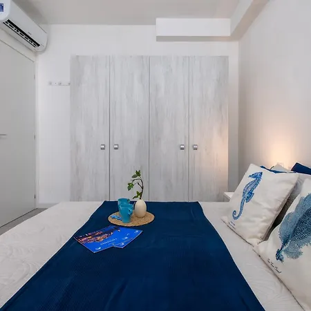 Apartment Sardinia Re - Smeralda 10 *